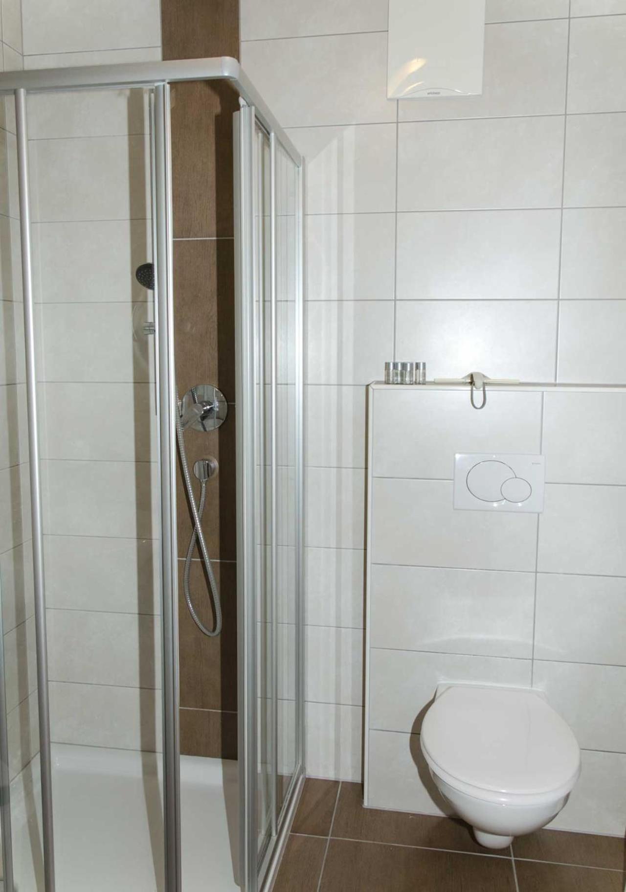 Haus Alpin Apartments Pettneu am Arlberg Bagian luar foto